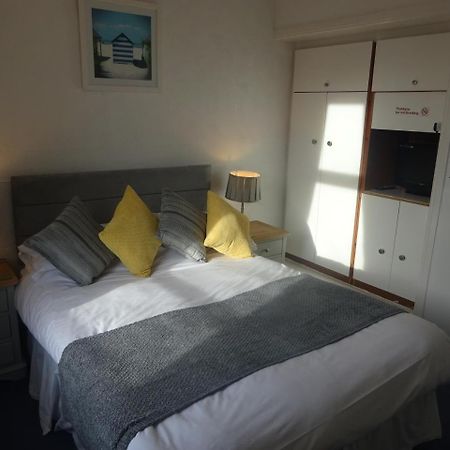 Mayfield Guesthouse ซันเดอร์แลนด์ ภายนอก รูปภาพ