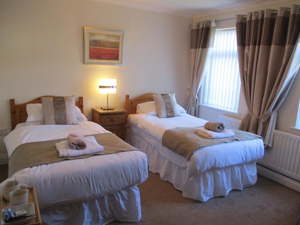 Mayfield Guesthouse ซันเดอร์แลนด์ ภายนอก รูปภาพ