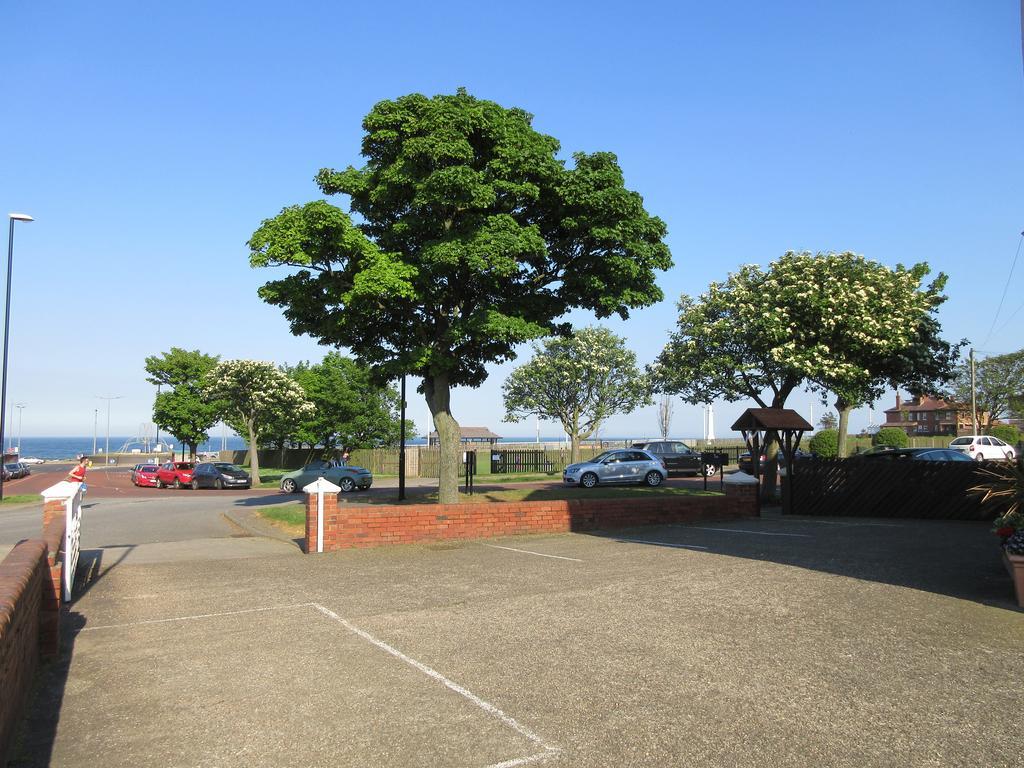 Mayfield Guesthouse ซันเดอร์แลนด์ ภายนอก รูปภาพ