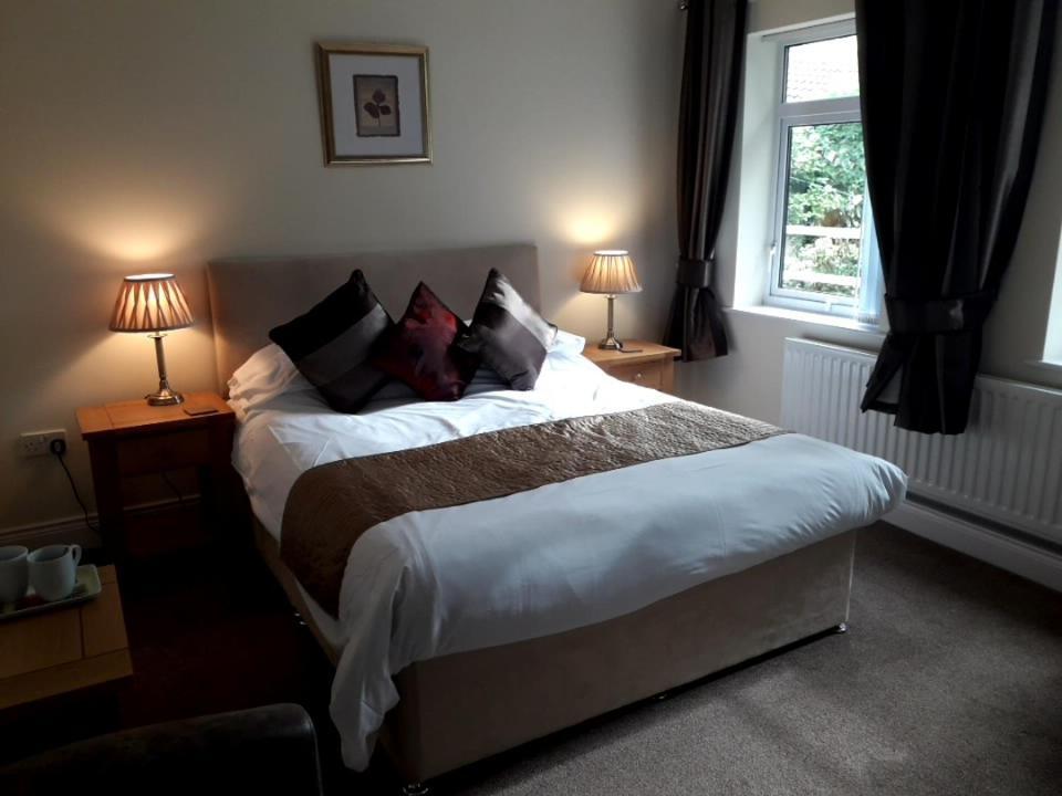 Mayfield Guesthouse ซันเดอร์แลนด์ ภายนอก รูปภาพ